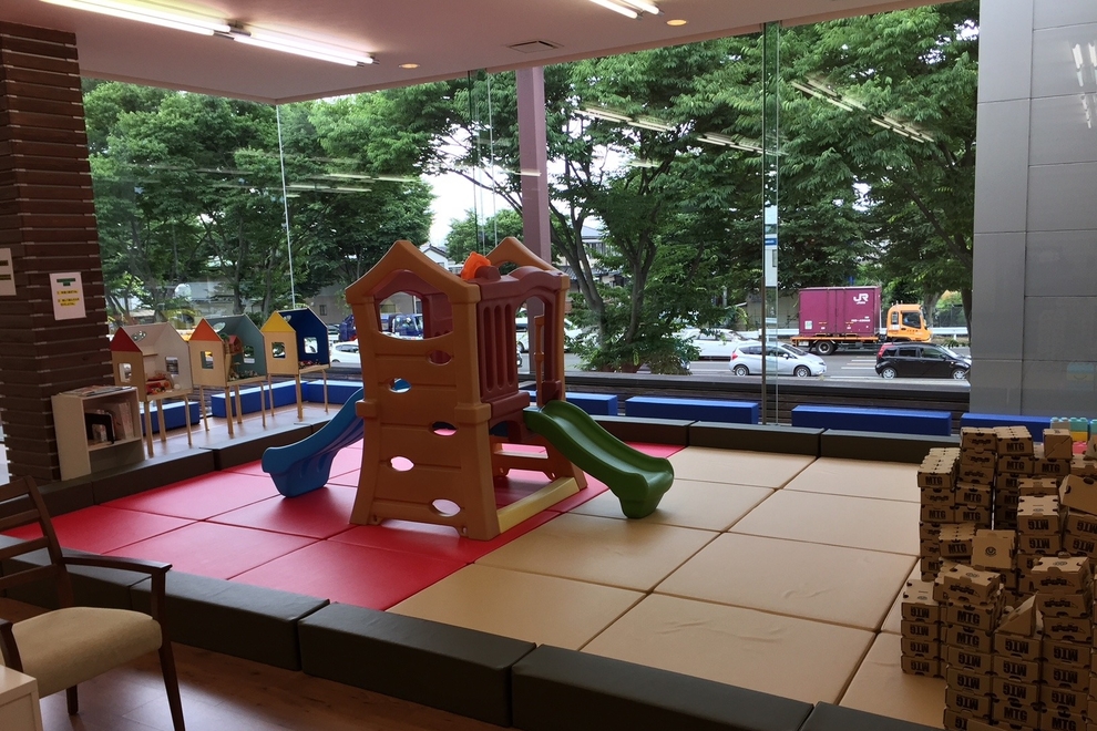 若林店キッズコーナー