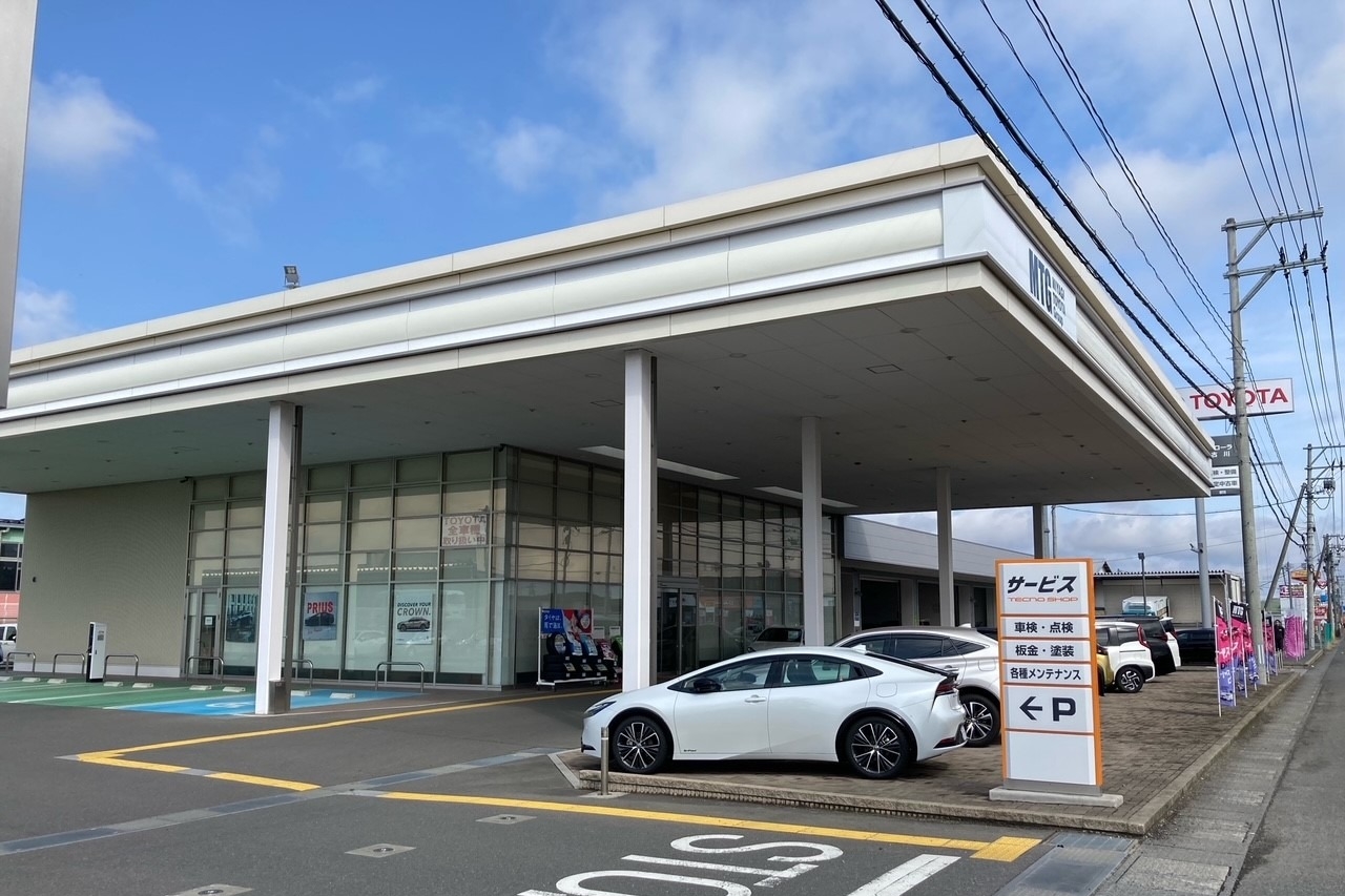 カローラ古川